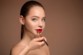 PERFECT POUT: THE GUIDE TO FINDING THE BEST LIPSTICK SHADE FOR YOUR SKIN TONE